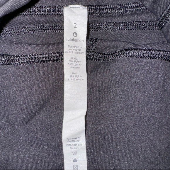 Lululemon Wunder Under High-rise Crop Flocked 21” inseam Black Size 2 - Picture 9 of 12